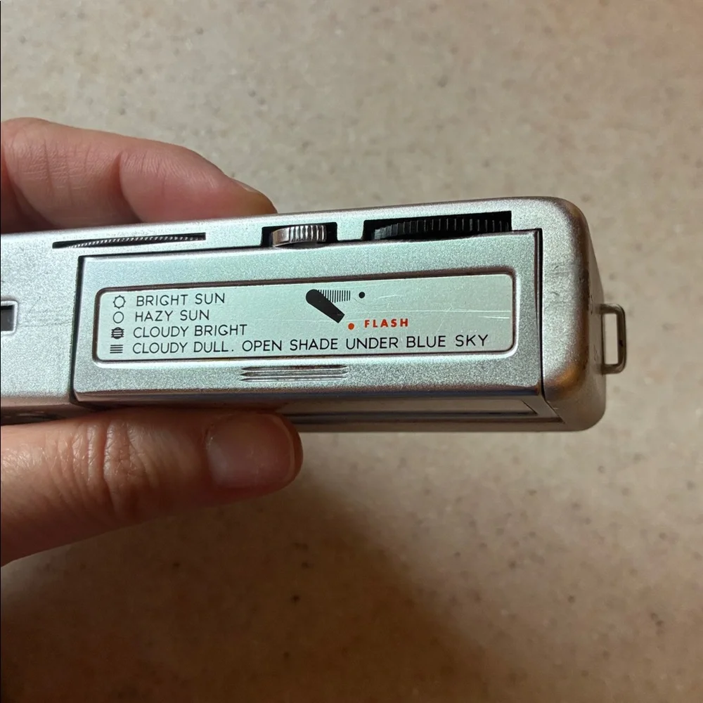 Minolta vintage 16